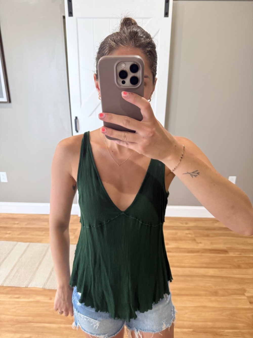 FREE PEOPLE Women's Intimately Free Low Back VNeck Plunge Tank Top Green Size XS